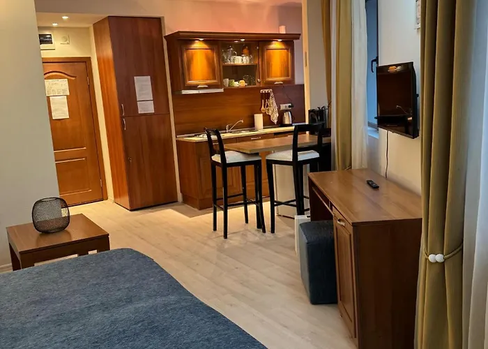 Apartmanhotel Emerald - Complex 4*