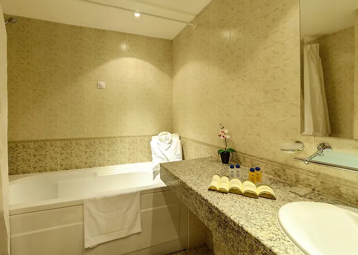 Apartmanhotel Emerald - Complex 4*