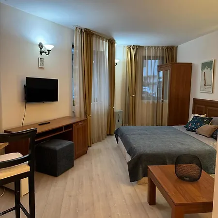 Lejlighedshotel Emerald - Complex 4*