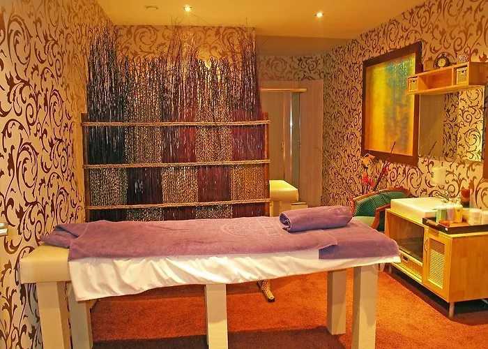 Emerald - Complex Aparthotel